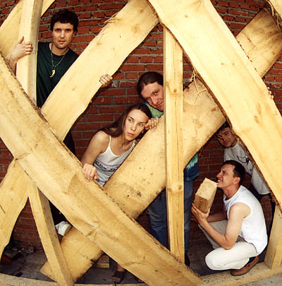 crossed_planks2